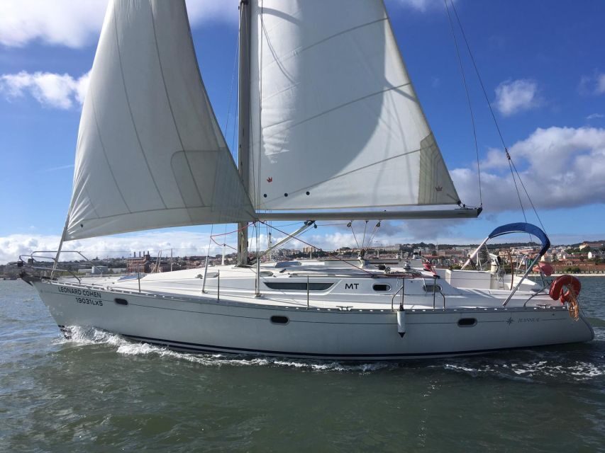 1 Hour Private - Lisbon: Sailing Tour With Wine and History - Who should choose this Lisbon sailing tour