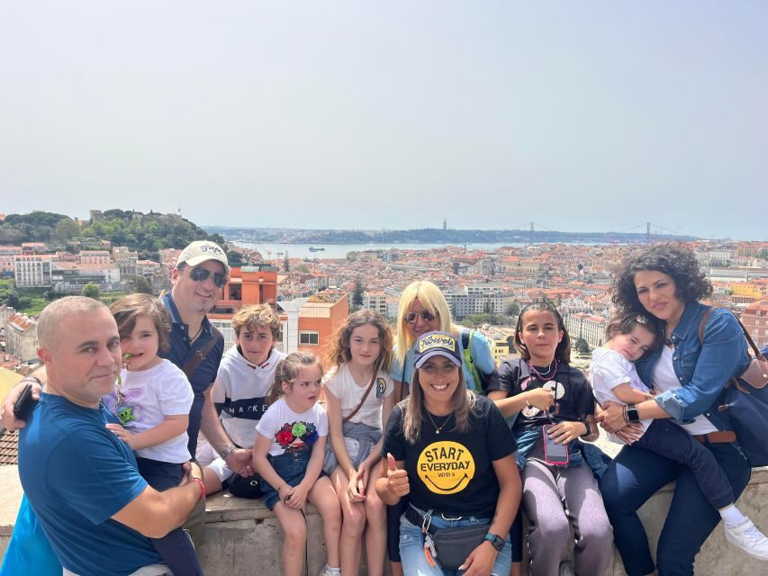 2-hour tour around Lisbon - Rossio Square to Lisbon Cathedral: A Central Start With Photo Timing