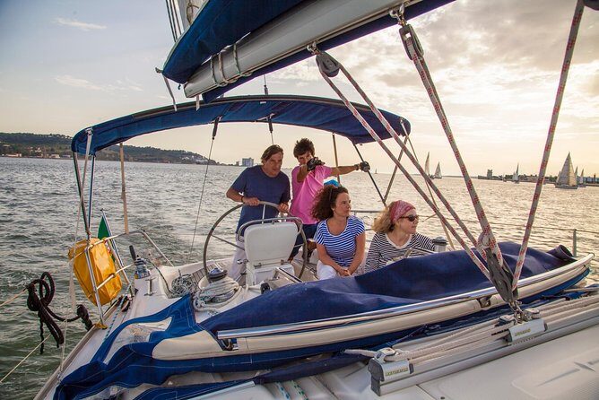 2,5h Lisbon Sunset Sail with Drinks and Snacks - Sailing Moments: Steering, Hoisting Sails, and Safety in Wind