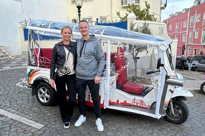 2h Private Tuk Tuk Lisbon: Hidden Wonders & Stunning Views - Miradouro de Santa Luzia and Miradouro das Portas do Sol: two classic view platforms in Alfama