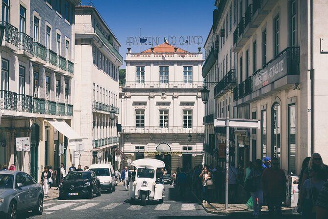 3 Hour Lisbon Private Guided Tour via Tuk Tuk - Quick practical tips to get more out of your 3 hours