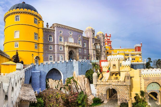 3 Tours Private / Tour SINTRA Second Day Tour FÁTIMA Third day Tour LISBON - When Sintra gets weird in the best way: Regaleira and Monserrate pacing tips
