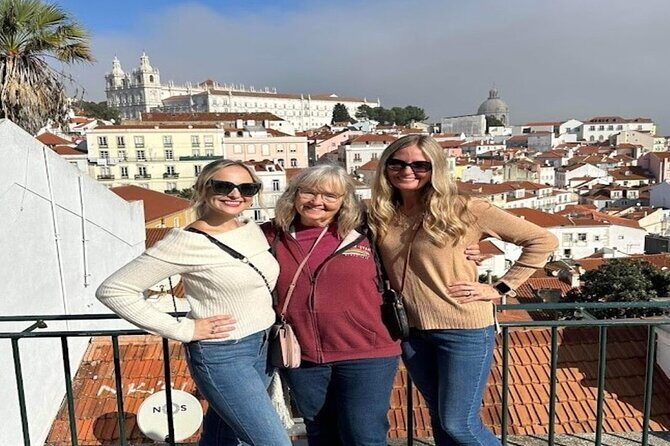 4 Hours Private Tuk Tuk Tour in Lisbon - Key points before you go