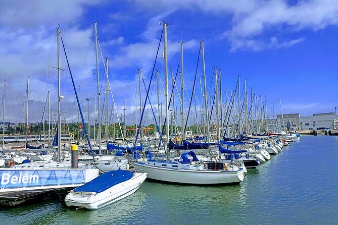 4h Exclusive Sail in Lisbon: Your Private Escape - Getting to Doca Belém Descobrimentos and settling in on board
