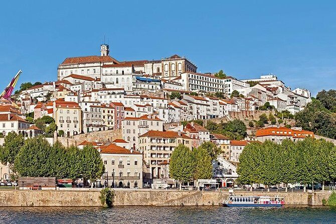 6-Day North Portugal Tour: Porto, Braga, Fátima, Coimbra, Guimaraes, Aveiro and Batalha, from Lisbon - Guimarães and Braga: the nation’s beginnings and Portugal’s Rome vibes