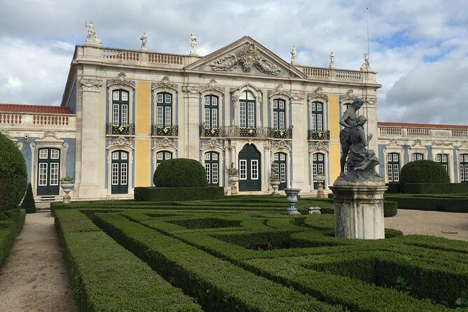 7 Days Private Tour In Portugal from Lisbon - Back toward Lisbon: Aveiro canals, Nazaré waves, and Óbidos walls