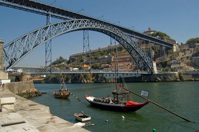 7 Days Private Tour In Portugal from Lisbon - Evora’s Roman traces and the Bones Chapel, then wine and cork in Alentejo