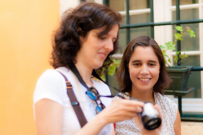 Alfama Photo Walk – Lisbon Photography Experience Led by a Local - Why Alfama is a street-photographer’s classroom
