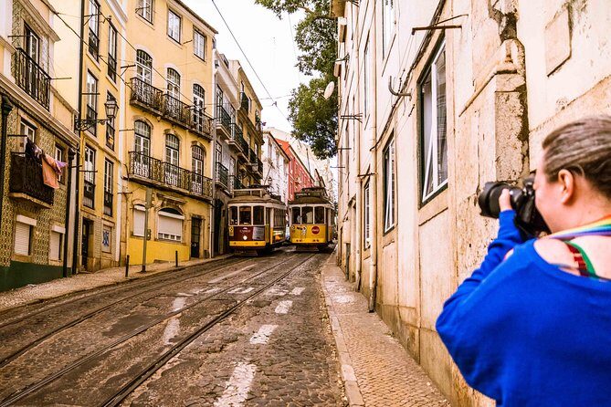 Alfama Photo Walk – Lisbon Photography Experience Led by a Local - Who this Alfama photo walk is best for
