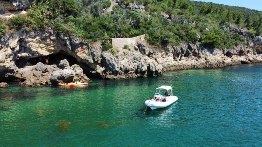 Arrábida: Boat Tour Experience / Lisbon Transfer available - Exploring Mysterious Caves: What You’ll Likely See (and What You Shouldn’t Expect)