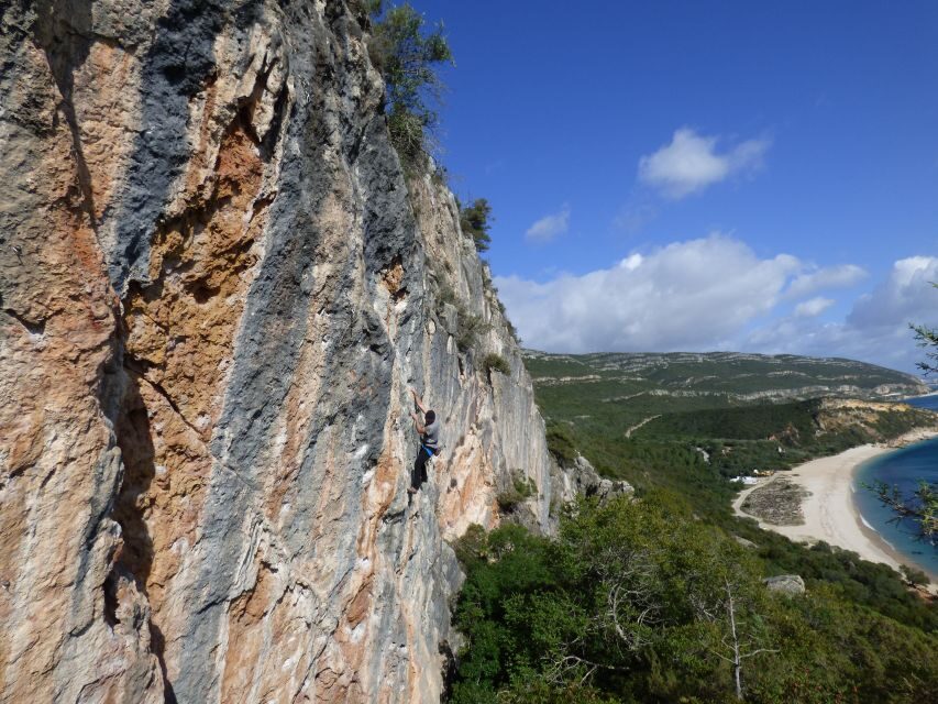 Arrábida Climbing Experience - Safety briefing and gear: the “how” that makes climbing relaxing