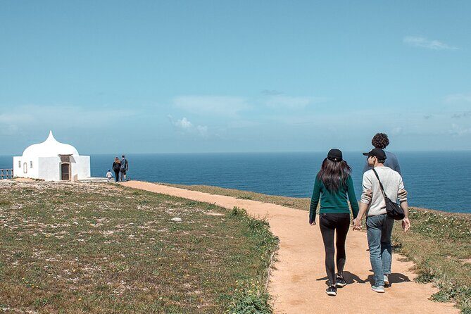 Arrábida Natural Park and Sesimbra Day Trip from Lisbon - Sesimbra free time and lunch planning: how to use the 1.5 hours
