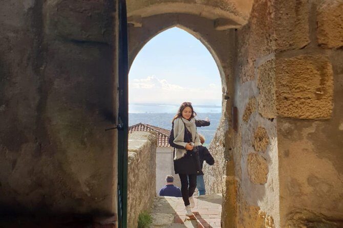 Arrábida, Palmela & Sesimbra–Wine, Tiles & Cristo Rei Experience - Stop 6: Praia da California for a calm beach break and seafood timing