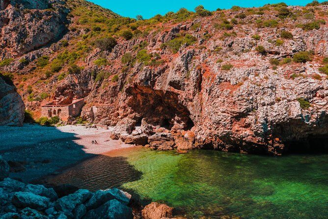 Arrábida Secret Beaches and Caves with Snorkeling Stop - The Route: Why This Arrábida Boat Trip Feels Special