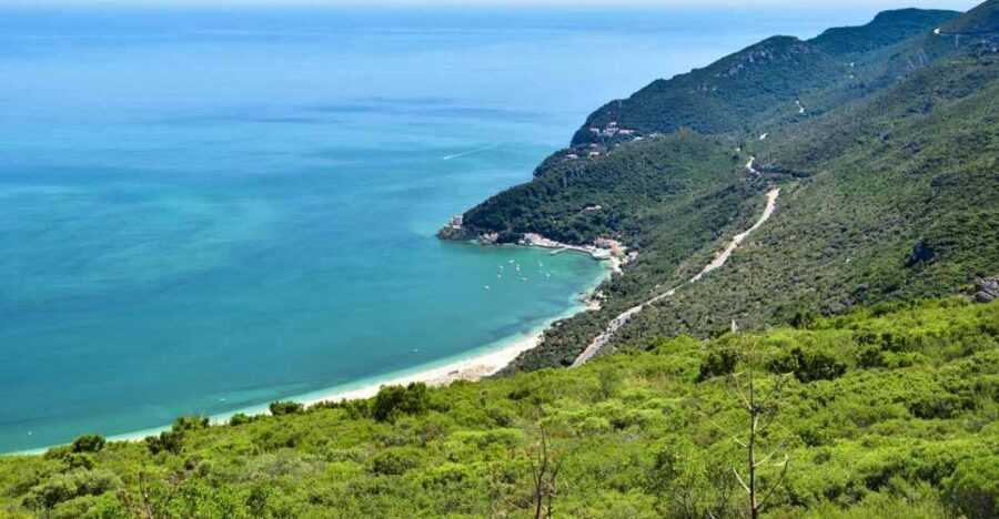 Arrábida - Sesimbra: Nature Jeep Tour - Miradouro do Portinho da Arrábida: Photo Stop Done Properly