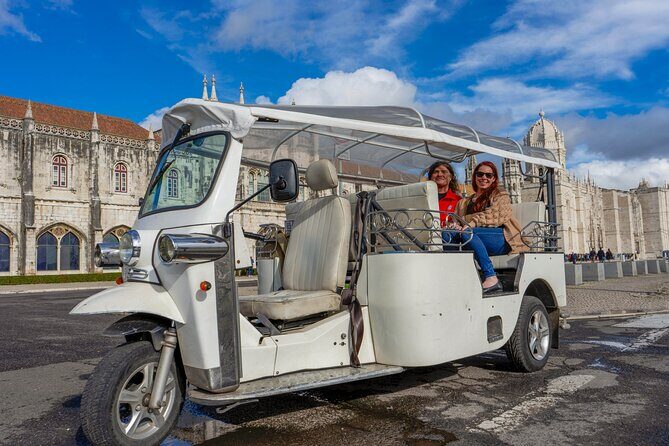 Authentic Lisbon: 4h Tuk Tuk Tour of Lisbon and Belém Secret Gems - Getting started at Rossio and staying on schedule