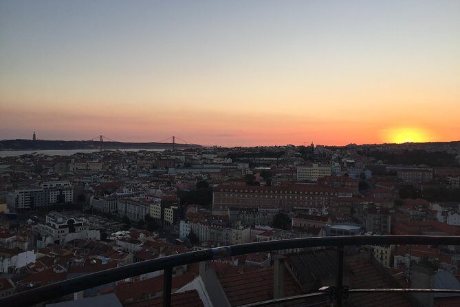 Be a local in Lisbon - Private Tour - Padrao dos Descobrimentos: Portugal’s voyages put into a plan