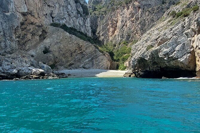 Boat Trip to Secret Bays and Beaches with Snorkeling - Practical tips to make the 2.5 hours feel easy