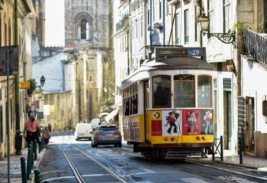 Burguês: Lisbon City Center Private Tuk Tuk Tour - Price and Value: When $165 Per Group Makes Sense