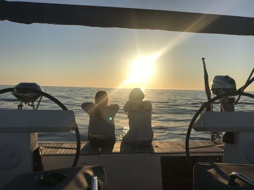 Cascais: 2-Hour Sunset Cruise - Price and Value: Is $597 Per Group Worth It?