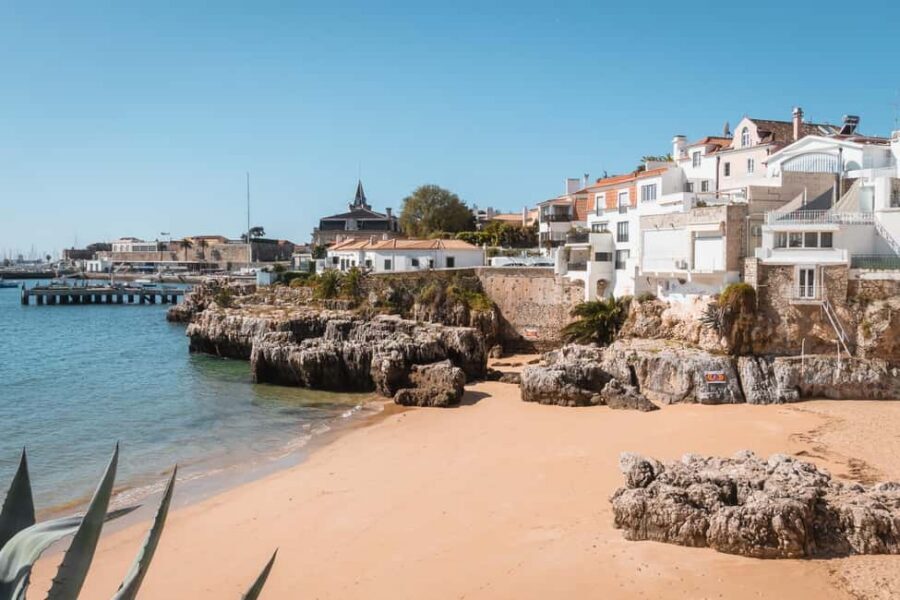 Cascais: Flexible Walking Tour in Historic Center - Cascais Bay to the marina: a sea-focused reset