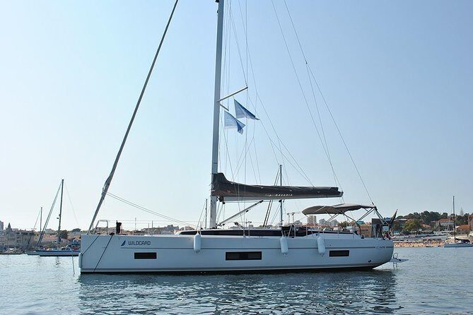 Cascais Private Sailing Cruise with a drink - Half day/full day - Why a private sailboat in Cascais feels different