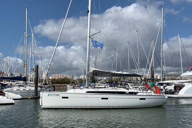 Cascais Private Sailing Cruise with a drink - Half day/full day - The crew: stories, pacing, and names to remember
