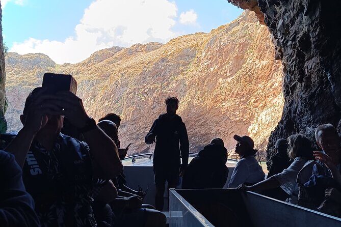 Catamaran trip to Berlengas Island + visit to the caves - Dolphins, wind, and the realism of an island day