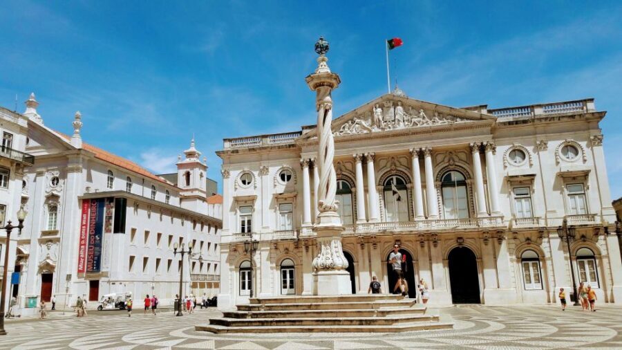 Chaparru's Lisbon Essentials 5 H Tuk Tuk Tour - Photo moments: capturing Lisbon from street level and beyond