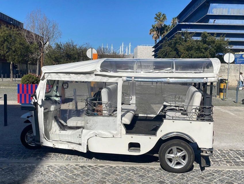 Chaparru's Tours_Lisbon:2-hour sightseeing tour by TukTuk - Guide quality: prompt, friendly, and tuned to your questions