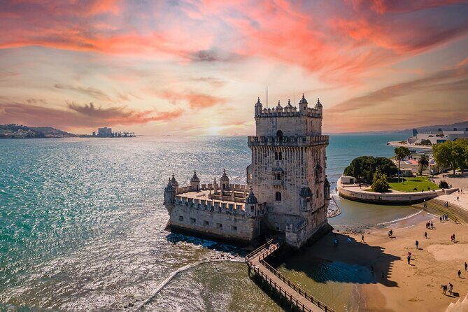 Charms of Lisbon: Alfama Tapas Tour & Sunset Sailing with Wine - Small-group feel: why it matters in Alfama