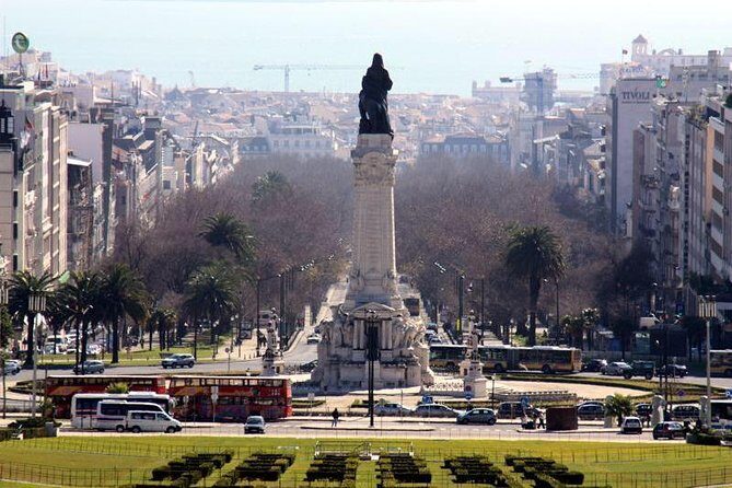 City Tour, wonders of ancient Lisbon through the monuments - Lisbon Cathedral: 1147 Beginnings on Mosque Ground
