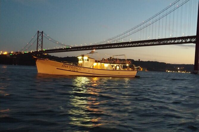 Classic Yacht Experience in Lisbon with portuguese wine - Key Things That Make This Cruise Worth Your Time