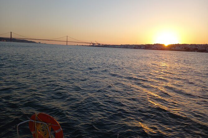 Classic Yacht Experience in Lisbon with portuguese wine - Portuguese Wine and Drinks: Local Flavor Without the Hunt