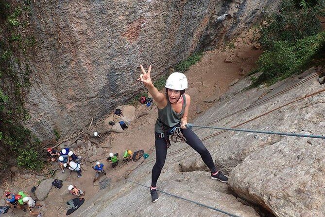 Climbing, Arrábida Natural Park, Setúbal, Sesimbra, near Lisbon - Getting there: pickup is nice, but plan for transportation