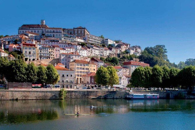 Coimbra and Aveiro Full-Day Private Tour from Lisbon - Coimbra’s Church of Santa Cruz and the Old-City Walk