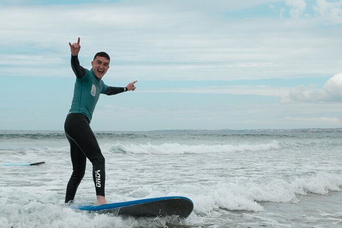 Dedicated Surf Experiences in Costa da Caparica, near Lisbon - Meeting point and getting there without stress