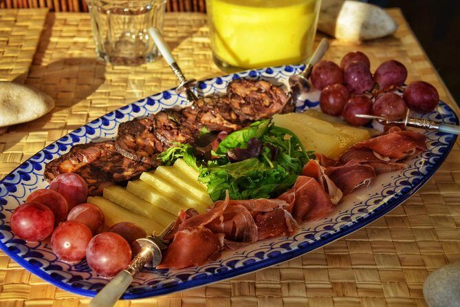 DINNER OR TAPAS in a Poruguese Home - Wine, Laughter, and Generous Portions: What the Evening Feels Like