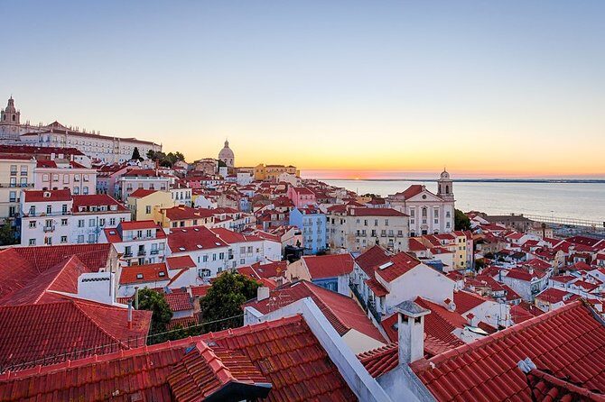Discover Lisbon by Tuk Tuk Tour - Lisbon Cathedral: Oldest Church, Short and Sweet Stop