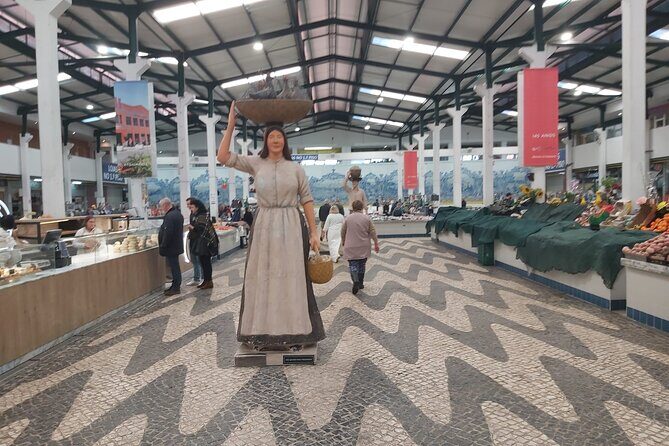 Discover Setúbal´s Secrets: Wine, Culture&Arrabida Magic| PRIVATE - Mercado do Livramento: fish-market energy plus art on the walls