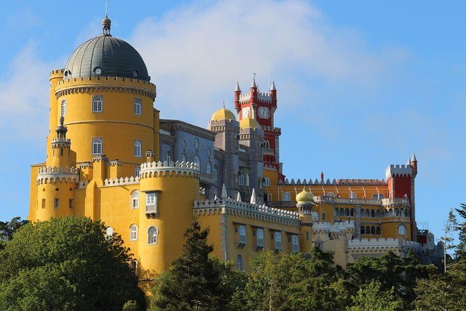 Discover Sintra and Cascais in a portuguese 4WD Private Group - Azenhas do Mar: quick cliff town stop by the Atlantic