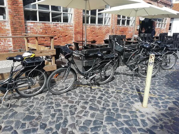 E-Bike Tour to Belém with Guide - Jerónimos, Belém Tower, and the monument photos you came for