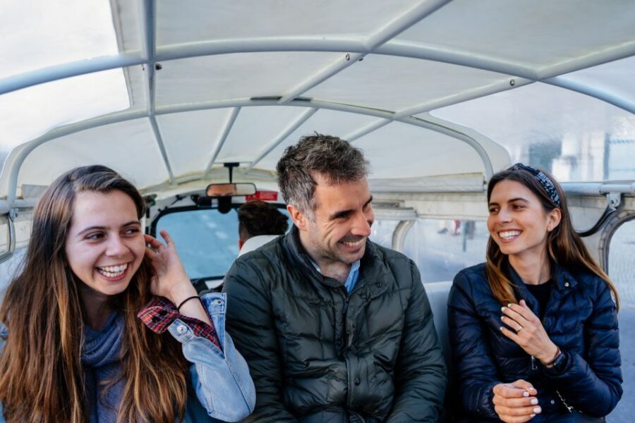 Eating Lisbon: Tuk Tuk Food Tour - The 75-minute tuk tuk loop: viewpoints and Sé Cathedral