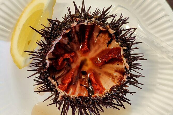 Ericeira Private Tour: 10 Tastings Food Tour - The route starts at a landmark, not a random corner