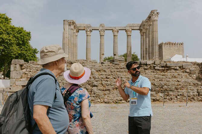 Évora, medieval village Monsaraz & Wine Tasting - The calm rhythm of a small-group Alentejo day
