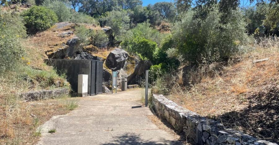 Évora or Montemor: Guided Tour of the Escoural Caves - Price and Value: Is $29 Worth It?