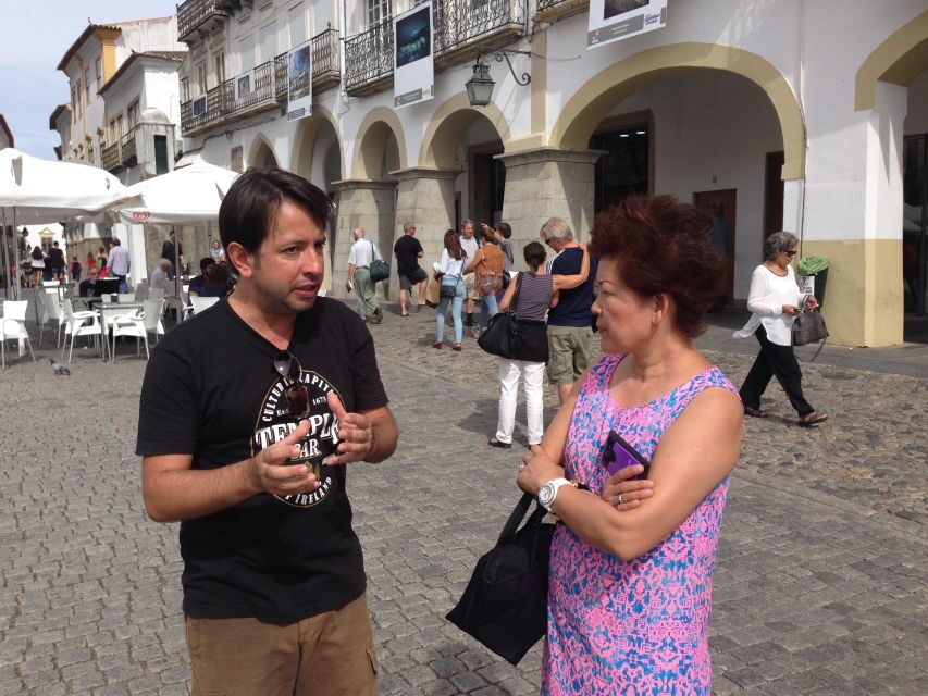 Évora: Private tour with entrance tickets to main monuments - The simple plan: a private monuments walk, not a bus tour
