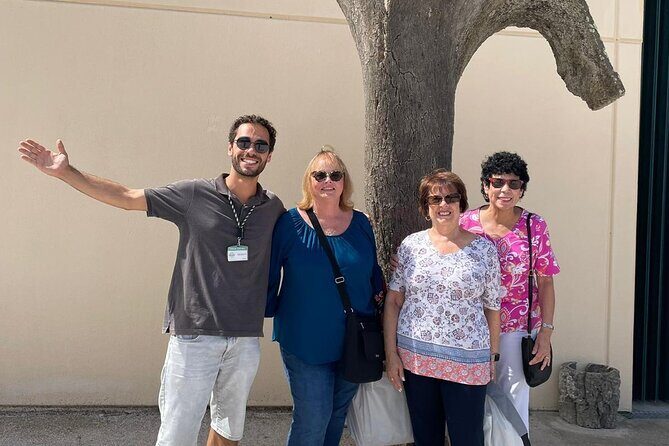 Évora, Private Tour with Wine Tasting and Lots of History - Ervideira Winery: Six Tastings, Local Bites, and Two Friendly Dogs