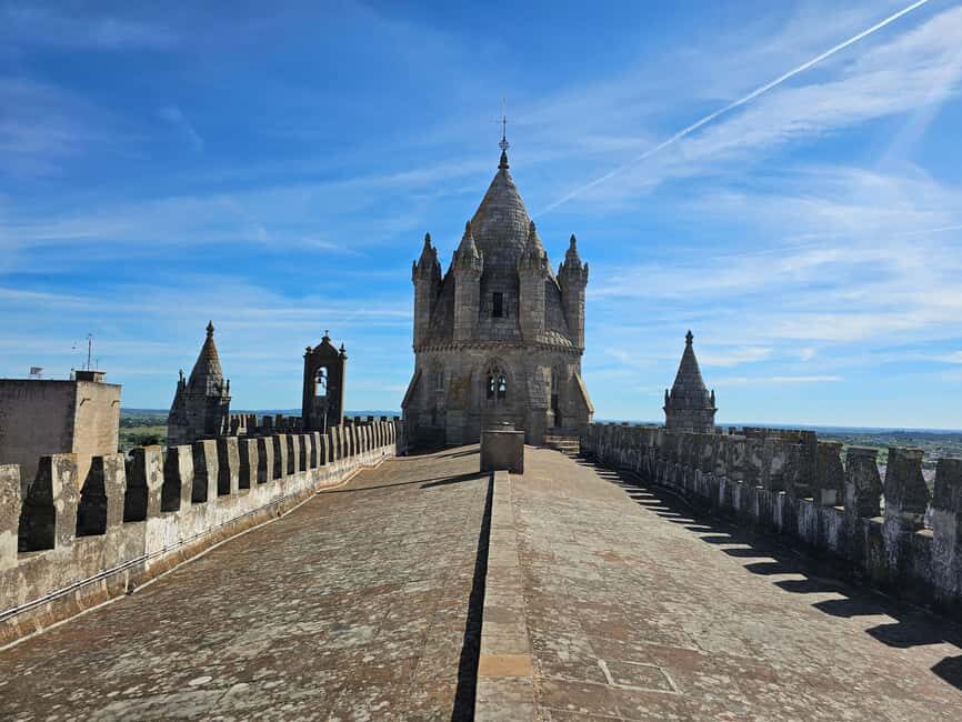 Évora (with Sé & Bones), Evoramonte & Arraiolos: From Lisbon - Roman Temple first: using Évora time wisely