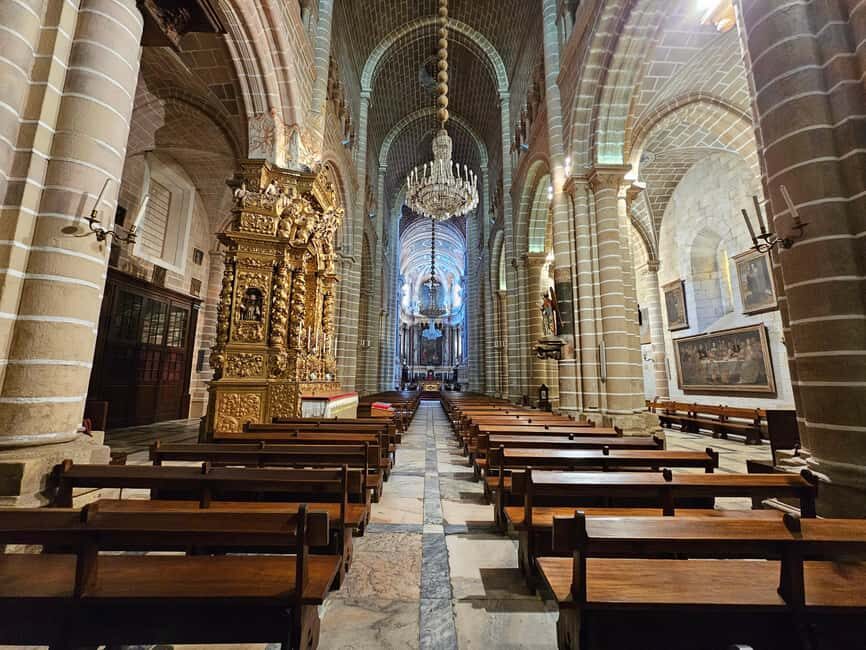 Évora (with Sé & Bones), Evoramonte & Arraiolos: From Lisbon - The Évora wandering block: use it to tailor your day